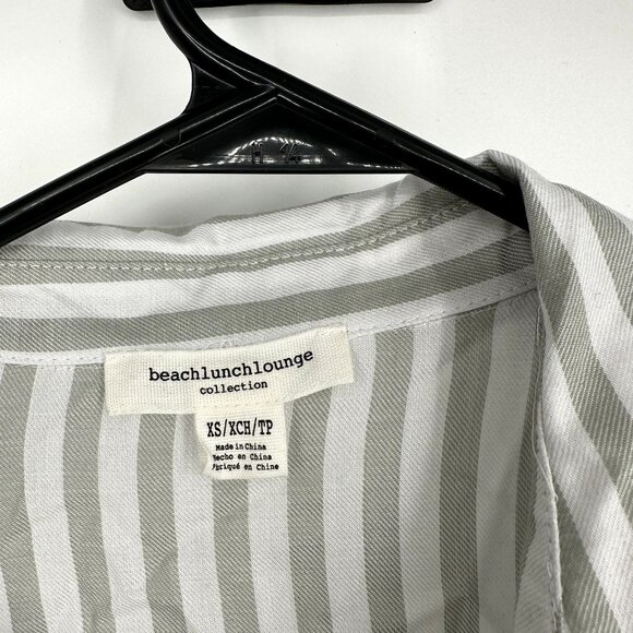 Beach Lunch‎ Lounge Sage Green Stripe Blouse Size XS Tie Front - Picture 5 of 7